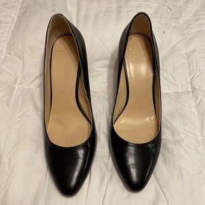 Cole Haan Size 9 Black Pumps